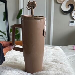 Bow Print Insulated Tumblr 40oz w/straw topper aesthetic coquette travel cup.